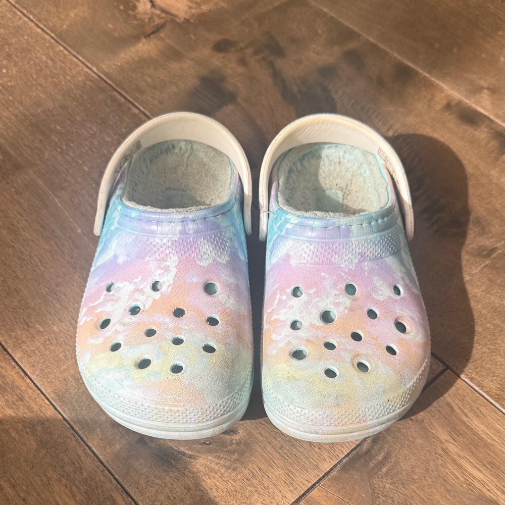 Girls Fur-Lined Crocs